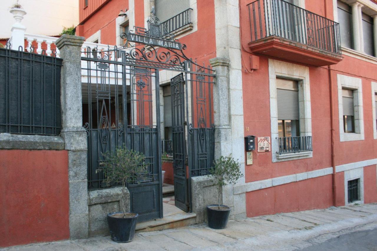 Hotel Villa Maria Fuentes de Béjar Extérieur photo